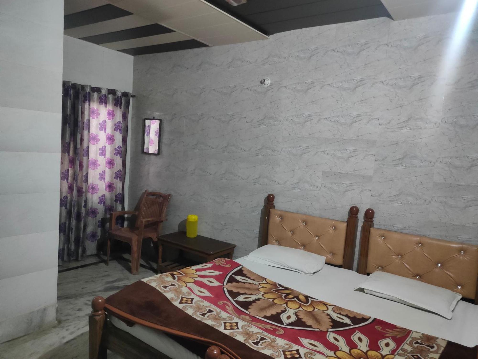 Sgh Guest House มถุรา ภายนอก รูปภาพ